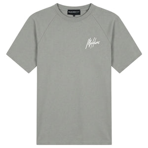 Malelions Sport raglan T-shirt in grijsgroen met wit logo, vooraanzicht