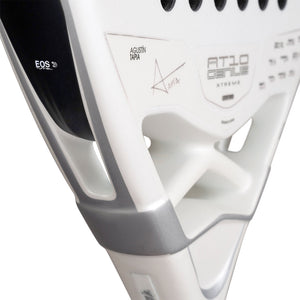 Detail van het witte hart van de NOX At10 Genius Attack 12K Xtrem 2026