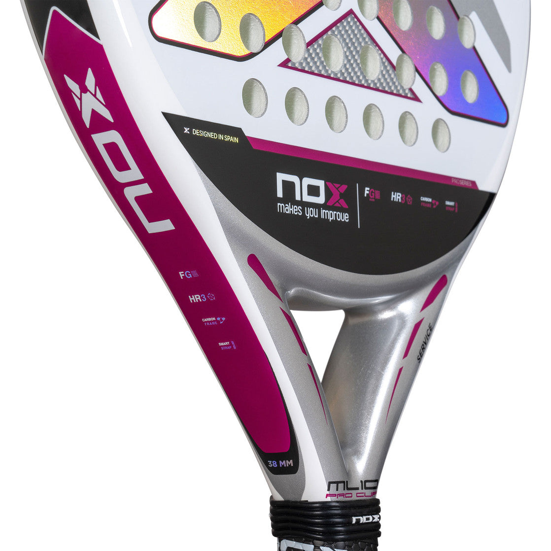 Detail van het zilveren hart van de NOX ML10 Pro Cup Light 2025