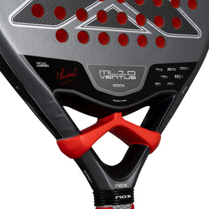 Detail van het rode hart van de NOX ML10 Ventus Control 3k 2026