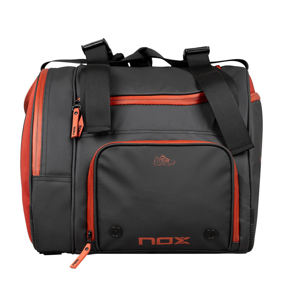 Vooraanzicht van de zwarte Nox Luxury Open Series met rood accent en groot voorvak