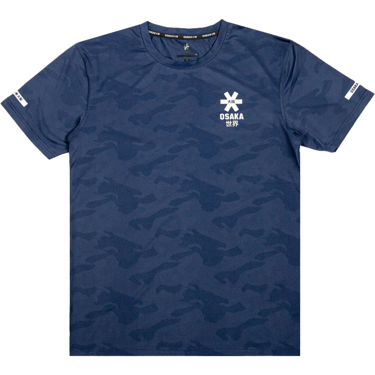 Vooraanzicht van het donkerblauwe Osaka T-Shirt Training met camouflagemotief en sterlogo