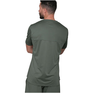 Achterzijde van het groene RS Performance T-shirt met ademende rugpanelen