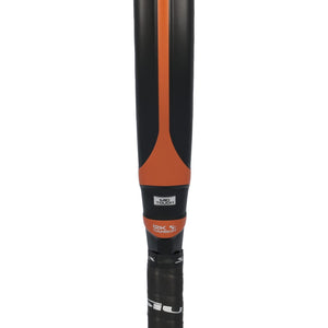 Detail van de zwart-oranje framerand van het Siux Electra Flow 4 langs de steel
