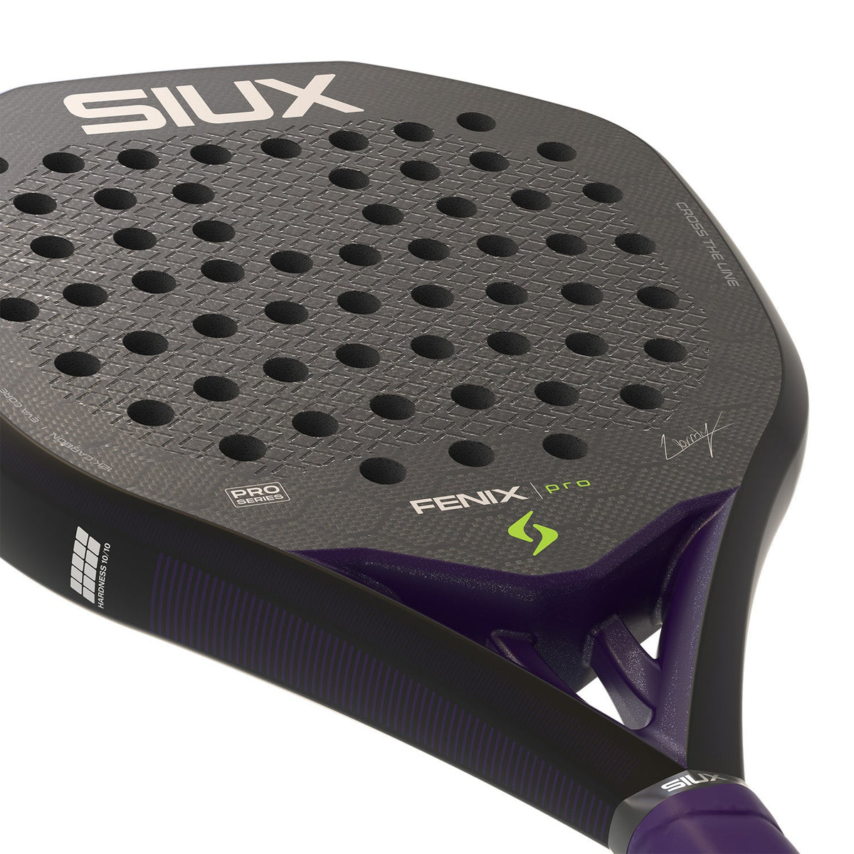 Close-up van het slagvlak van de zwarte Siux Fenix Pro 26 met opdruk FENIX pro