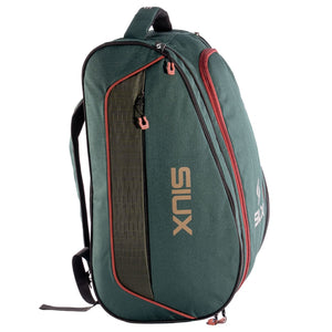 Vooraanzicht van de donkergroene Siux Racketbag Edge 2026 met rode ritsen en groot logo