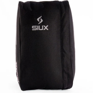 Smalle kopse kant van de Siux Racketbag Pulse 2026 Red met rood randdetail