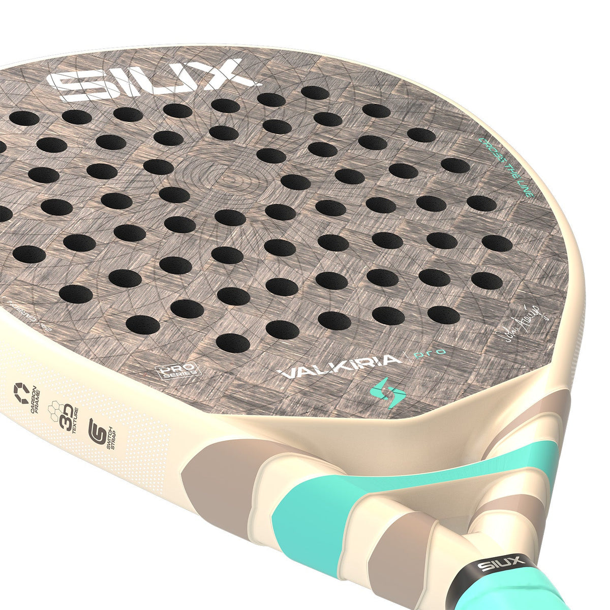 Close-up van het slagvlak van het Siux Valkiria Pro 26 met opdruk VALKIRIA pro
