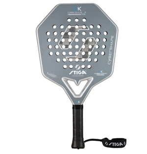 Stiga Cybershape 18K 2 padelracket in zilvergrijs met hoekige kop, vooraanzicht