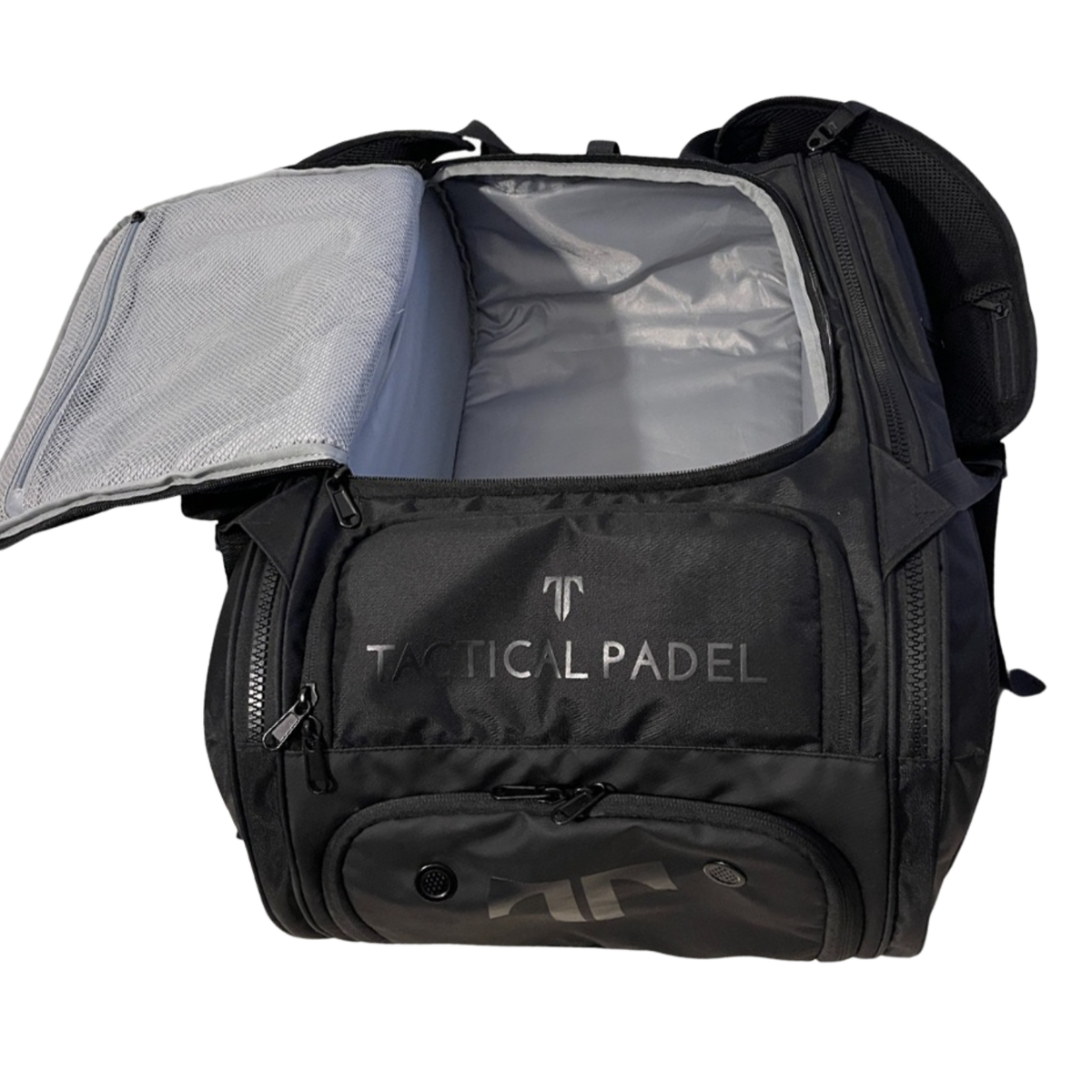 Geopende zwarte Tactical Padel rugtas met vakken voor rackets en schoenen