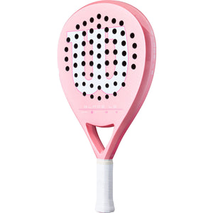 Achterzijde van het roze Wilson Blade LS V4 padelracket met witte grip