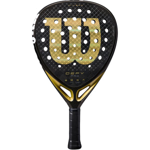 Wilson Defy Pro V1 padelracket in zwart met goudkleurig W-logo, vooraanzicht