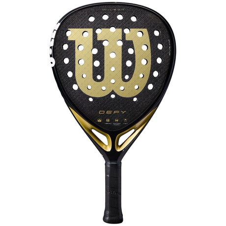 Wilson Defy V1 padelracket in zwart met goudkleurig W-logo en witte noppen, vooraanzicht
