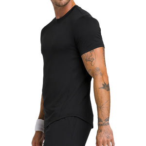Zwart Wilson Everyday Performance T-shirt van opzij met afgeronde zoom